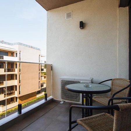 Romantic Getaway At West Residence Oradea Exterior photo